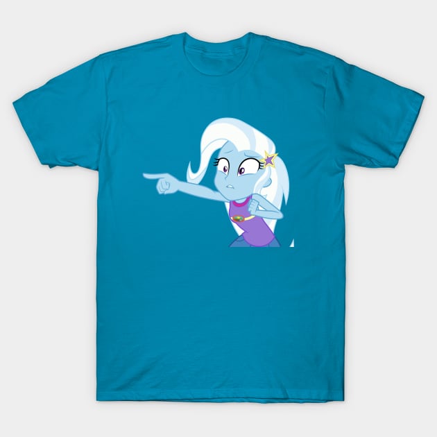 Camper Trixie pointing T-Shirt by CloudyGlow